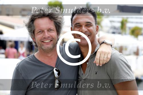 Ibiza 12 juli 2012
Ruud Gullit met zijn dochters Felicity Chermaine Joelle en zoon Maxim Gulli op vakantie op ibiza. Ruud met Guido den Aantrekker
Peter Smulders bv