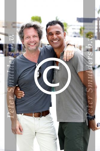 Ibiza 12 juli 2012
Ruud Gullit met zijn dochters Felicity Chermaine Joelle en zoon Maxim Gulli op vakantie op ibiza. Ruud met Guido den Aantrekker
Peter Smulders bv