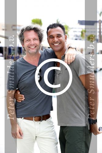 Ibiza 12 juli 2012
Ruud Gullit met zijn dochters Felicity Chermaine Joelle en zoon Maxim Gulli op vakantie op ibiza. Ruud met Guido den Aantrekker
Peter Smulders bv