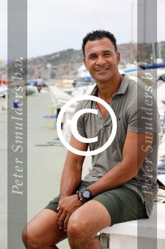 Ibiza 12 juli 2012
Ruud Gullit met zijn dochters Felicity Chermaine Joelle en zoon Maxim Gulli op vakantie op ibiza.
Peter Smulders bv