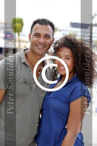 Ibiza 12 juli 2012
Ruud Gullit met zijn dochters Felicity Chermaine Joelle en zoon Maxim Gulli op vakantie op ibiza.
Peter Smulders bv