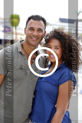 Ibiza 12 juli 2012
Ruud Gullit met zijn dochters Felicity Chermaine Joelle en zoon Maxim Gulli op vakantie op ibiza.
Peter Smulders bv