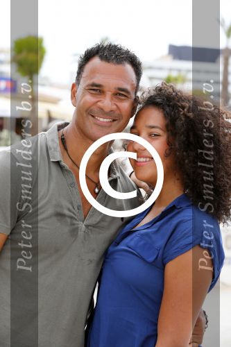 Ibiza 12 juli 2012
Ruud Gullit met zijn dochters Felicity Chermaine Joelle en zoon Maxim Gulli op vakantie op ibiza.
Peter Smulders bv