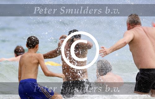 Ibiza 12 juli 2012
Ruud Gullit met zijn dochters Felicity Chermaine Joelle en zoon Maxim Gulli op vakantie op ibiza.
Peter Smulders bv