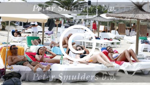 ibiza 12 juli 2012
Ruud Gullit met zijn kinderen Maxim Joelle Felicity en Chermaine op het strand.
Peter Smulders bv