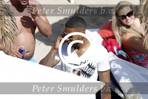 Ibiza 15 juni 2013
Jermain Lens speler van het nederlands elftal op vakantie op ibiza. Jeremain heeft verschillende tatoos.
Peter Smulders bv