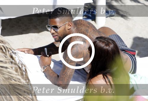 Ibiza 15 juni 2013
Jermain Lens speler van het nederlands elftal op vakantie op ibiza. Jeremain heeft verschillende tatoos.
Peter Smulders bv