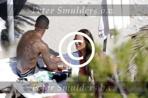 Ibiza 15 juni 2013
Jermain Lens speler van het nederlands elftal op vakantie op ibiza. Jeremain heeft verschillende tatoos.
Peter Smulders bv