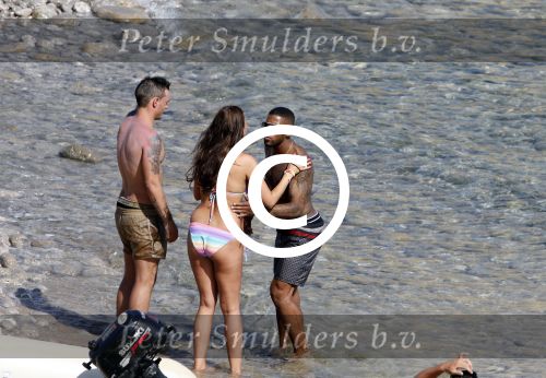 Ibiza 15 juni 2013
Jermain Lens speler van het nederlands elftal op vakantie op ibiza. Jeremain heeft verschillende tatoos.
Peter Smulders bv