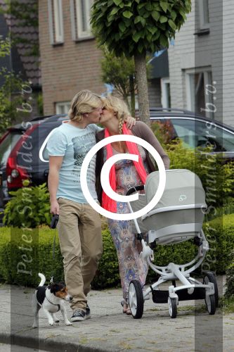 Losser 12 juni 2013
Thomas Berge en Myrthe Mylius met hun pas geboren zoontje Jack.
Peter Smulders bv