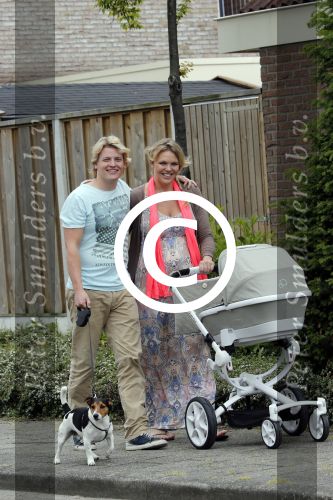 Losser 12 juni 2013
Thomas Berge en Myrthe Mylius met hun pas geboren zoontje Jack.
Peter Smulders bv