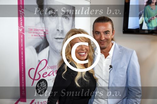 Amsterdam 21 juni 2013
Presentatie boek Tom Sebastian bij de westergasfabriek. Patricia Paay
Peter Smulders bv
