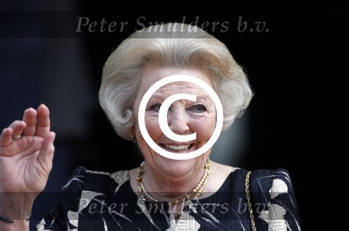Amsterdam 18 juni 2013
Uitreiking zilveren anjers door prinses Beatrix in het paleis op de dam.
Peter Smulders bv