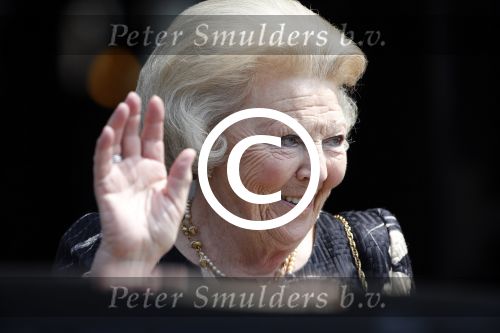 Amsterdam 18 juni 2013
Uitreiking zilveren anjers door prinses Beatrix in het paleis op de dam.
Peter Smulders bv