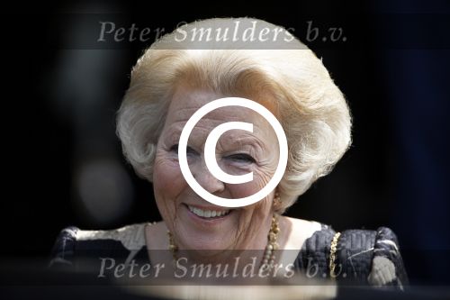 Amsterdam 18 juni 2013
Uitreiking zilveren anjers door prinses Beatrix in het paleis op de dam.
Peter Smulders bv