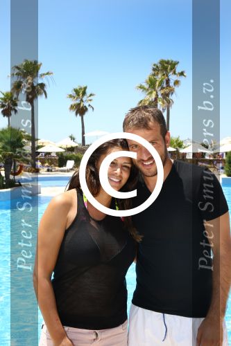 Sevilla, 19 en 20 Juni 2013
Rafel v d Vaart met zijn vriendin Sabia Boulahrouz en hun drie kinderen
Damian v d Vaart, Amaya Boulahrouz en Daamin Boulahrouz op het strand en bij hun hotel voor hun gezamelijk eerste vakantie samen.
Foto Peter Smulders BV