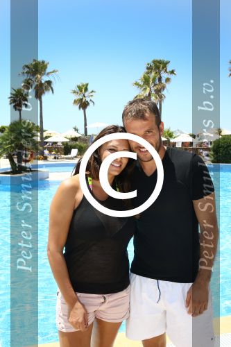 Sevilla, 19 en 20 Juni 2013
Rafel v d Vaart met zijn vriendin Sabia Boulahrouz en hun drie kinderen
Damian v d Vaart, Amaya Boulahrouz en Daamin Boulahrouz op het strand en bij hun hotel voor hun gezamelijk eerste vakantie samen.
Foto Peter Smulders BV