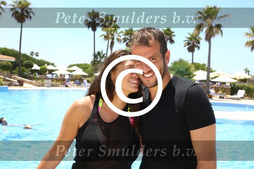Sevilla, 19 en 20 Juni 2013
Rafel v d Vaart met zijn vriendin Sabia Boulahrouz en hun drie kinderen
Damian v d Vaart, Amaya Boulahrouz en Daamin Boulahrouz op het strand en bij hun hotel voor hun gezamelijk eerste vakantie samen.
Foto Peter Smulders BV