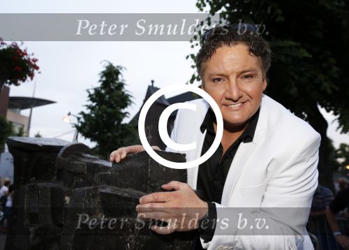 Uden 18 juni 2013
Tros Muziek feest op de markt in Uden. Rene Froger
Peter Smulders bv