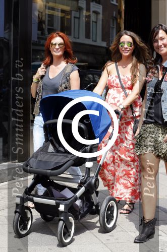 Amsterdam 18 juni 2013
Renee Vervoorn Jasmine Sendar Leontine Borsato en Beertje v Beers tijdens bugaboo event op de pc hooftstraat.
Peter Smulders bv