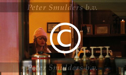 Amsterdam 22 juni 2013
Zangeres Rihanna in coffeeshop de greenhouse in amsterdam en daarna bij het Amstel hotel.
Peter Smulders bv