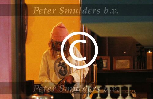 Amsterdam 22 juni 2013
Zangeres Rihanna in coffeeshop de greenhouse in amsterdam en daarna bij het Amstel hotel.
Peter Smulders bv