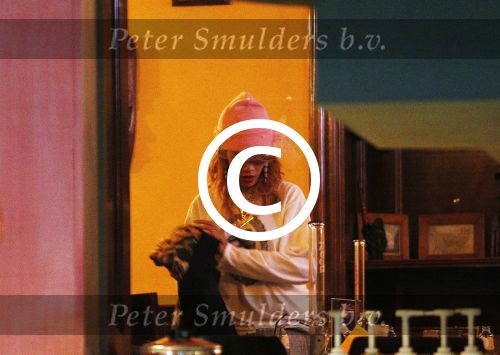 Amsterdam 22 juni 2013
Zangeres Rihanna in coffeeshop de greenhouse in amsterdam en daarna bij het Amstel hotel.
Peter Smulders bv