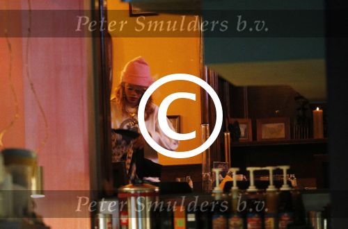 Amsterdam 22 juni 2013
Zangeres Rihanna in coffeeshop de greenhouse in amsterdam en daarna bij het Amstel hotel.
Peter Smulders bv