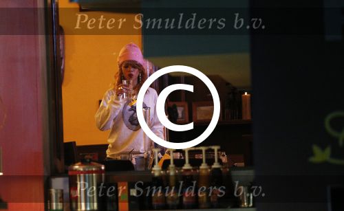 Amsterdam 22 juni 2013
Zangeres Rihanna in coffeeshop de greenhouse in amsterdam en daarna bij het Amstel hotel.
Peter Smulders bv
