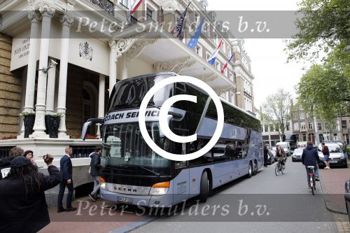 Amsterdam 26 juni 2013
Rihanna vertrekt bij het amstel hotel na haar concerten in het ziggo dome. Ze ging met de tourbus naar Keulen.
Peter Smulders bv