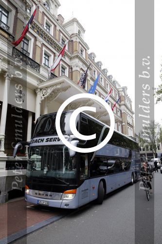 Amsterdam 26 juni 2013
Rihanna vertrekt bij het amstel hotel na haar concerten in het ziggo dome. Ze ging met de tourbus naar Keulen.
Peter Smulders bv
