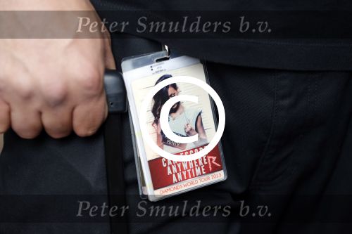 Amsterdam 26 juni 2013
Rihanna vertrekt bij het amstel hotel na haar concerten in het ziggo dome. Ze ging met de tourbus naar Keulen. pas tour Rihanna
Peter Smulders bv