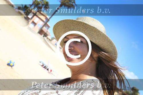 Sevilla, 19 en 20 Juni 2013
Rafel v d Vaart met zijn vriendin Sabia Boulahrouz en hun drie kinderen
Damian v d Vaart, Amaya Boulahrouz en Daamin Boulahrouz op het strand en bij hun hotel voor hun gezamelijk eerste vakantie samen.
Foto Peter Smulders BV