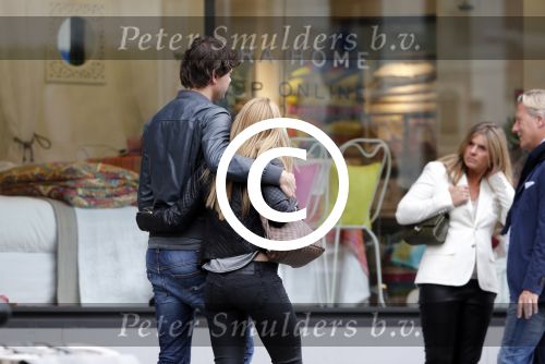 Amsterdam 10 juni 2013
Simon en Annemarie Keizer aan het winkelen op de pc hooftstraat.
Peter Smulders bv