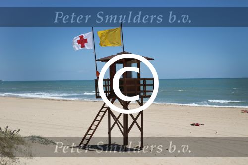 Sevilla, 19 en 20 Juni 2013
Rafel v d Vaart met zijn vriendin Sabia Boulahrouz en hun drie kinderen
Damian v d Vaart, Amaya Boulahrouz en Daamin Boulahrouz op het strand en bij hun hotel voor hun gezamelijk eerste vakantie samen.
Foto Peter Smulders BV