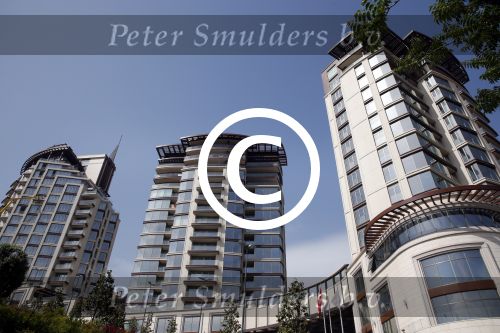 Istanbul 20 en 22 mei 2013
Diverse gebouwen en populaire winkels in Istanbul. Apartementen complex waar Wesley Sneijder en Yolanthe Sneijder Cabau wonen
Peter Smulders bv