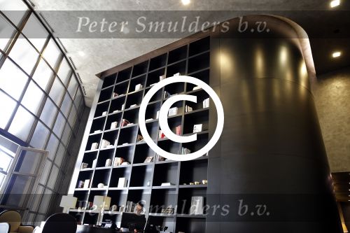 Istanbul 20 en 22 mei 2013
Diverse gebouwen en populaire winkels in Istanbul. Apartementen complex waar Wesley Sneijder en Yolanthe Sneijder Cabau wonen
Peter Smulders bv