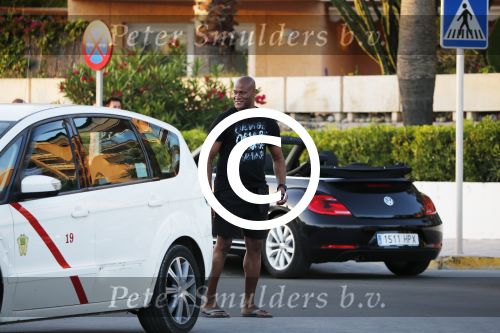 ibiza 15 juni 2013
Winston Bogarde met een kennis op ibiza.
Peter Smulders bv
