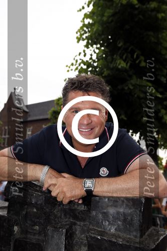 Uden 18 juni 2013
Tros Muziek feest op de markt in Uden. Wolter Kroes
Peter Smulders bv