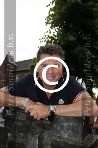 Uden 18 juni 2013
Tros Muziek feest op de markt in Uden. Wolter Kroes
Peter Smulders bv