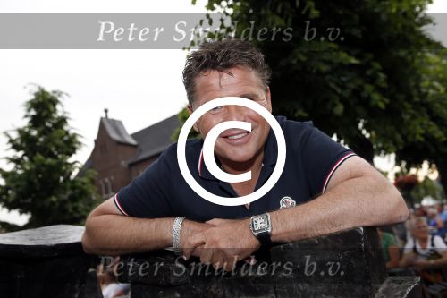 Uden 18 juni 2013
Tros Muziek feest op de markt in Uden. Wolter Kroes
Peter Smulders bv