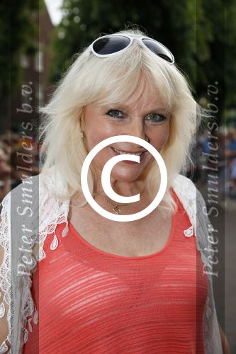 Uden 18 juni 2013
Tros Muziek feest op de markt in Uden. Mieke
Peter Smulders bv