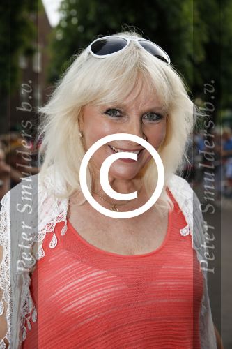 Uden 18 juni 2013
Tros Muziek feest op de markt in Uden. Mieke
Peter Smulders bv