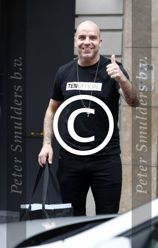 Amsterdam 21 juni 2016
Andy v d Mweyde op de pc hooftstraat met een shirt van 10official aan. (Merk van Rodney Sneijder)