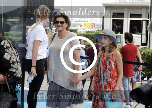 Amsterdam 22 juni 2016 
Premiere finding Dory in theater Amsterdam. Annet Malherbe met ...