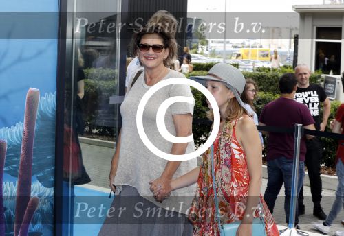 Amsterdam 22 juni 2016 
Premiere finding Dory in theater Amsterdam. Annet Malherbe met ...