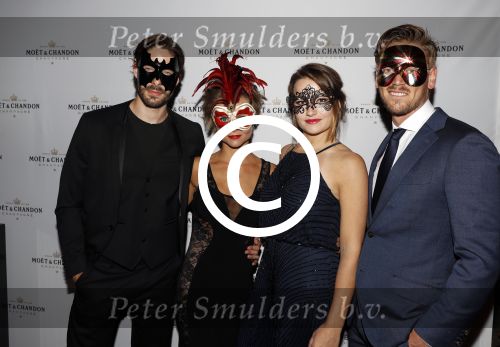 Amsterdam 10 juni 2016
Feestje Moet Chandon. Barbara Sloesen Jord Knotter Michael de Roos en Stijn Fransen