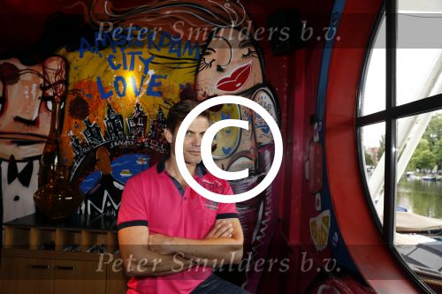 Amsterdam 23 juni 2016
Annette de Vries interviewt Casper v Dien en Florian Munteanu bij the harbour club.
Varol Porsemay heeft ze naar nederland gehaald.