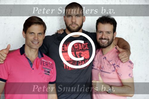 Amsterdam 23 juni 2016
Annette de Vries interviewt Casper v Dien en Florian Munteanu bij the harbour club.
Varol Porsemay heeft ze naar nederland gehaald.