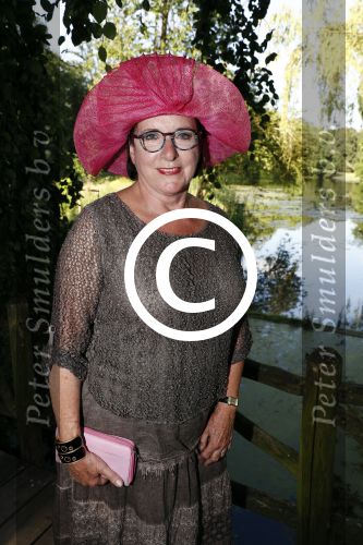 Haarzuilens 22 juni 2016
Haringparty op kasteel Haarzuilens. Catherine Keyl